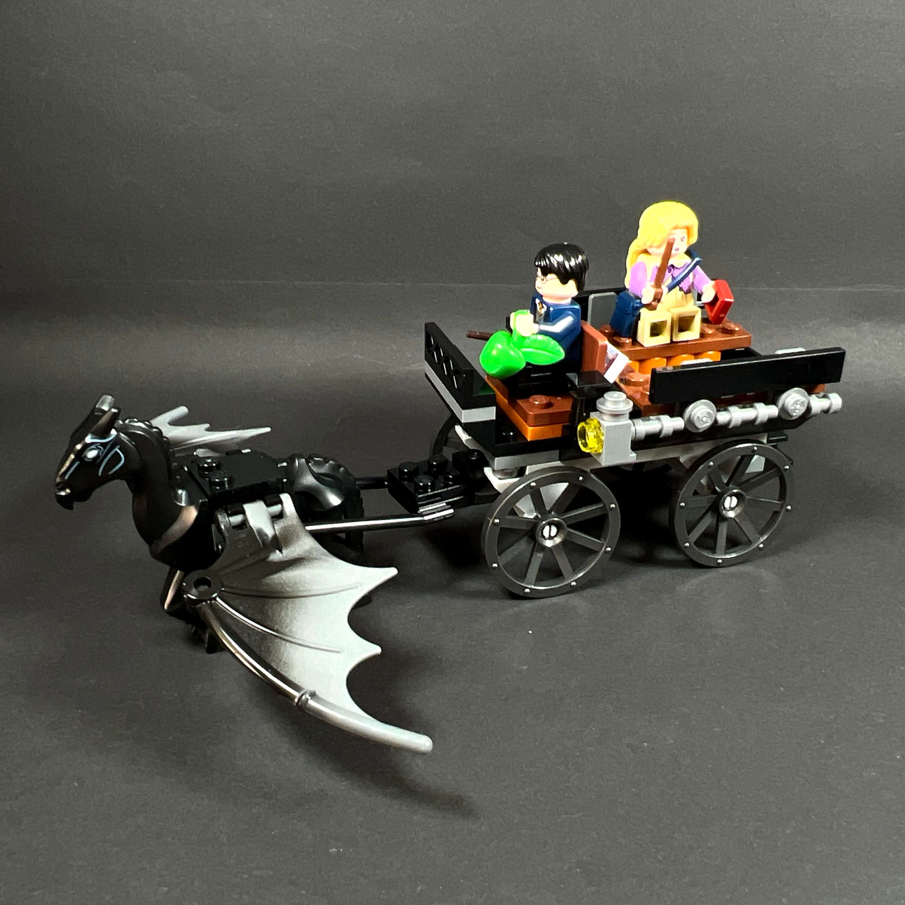 Lego Harry Potter : Poudlard Carriage et Sombrals