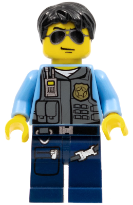 Policeman cty0376 - Lego City minifigure for sale at best price