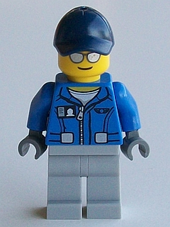 Pilot cty0604 - Lego City minifigure for sale at best price