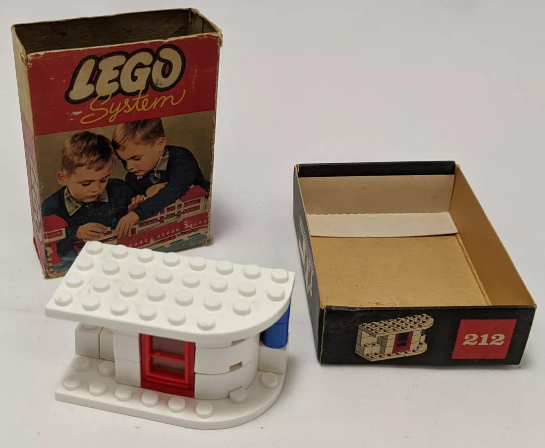 Set LEGO Building Set with People 212 Scooter