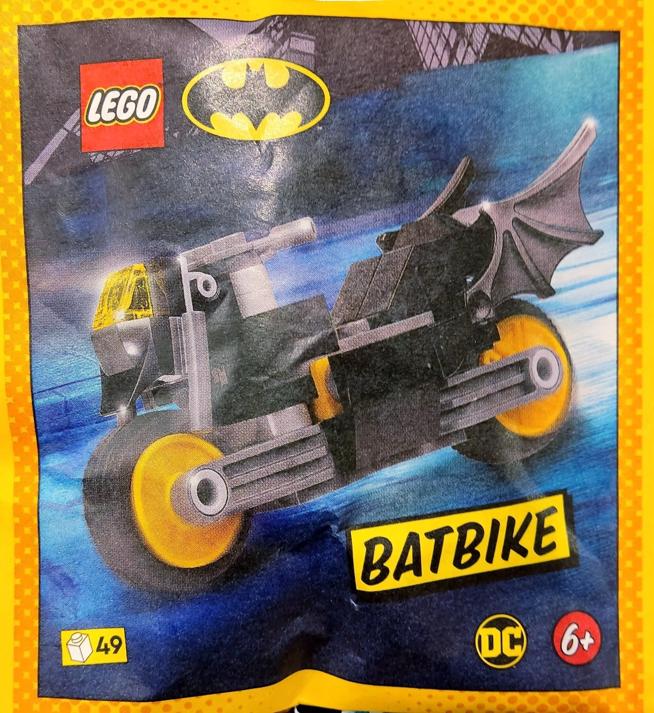 Set LEGO DC Comics Super Heroes 212404 Batbike