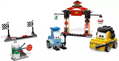 Set  LEGO Cars 8206 Tokyo Pit Stop
