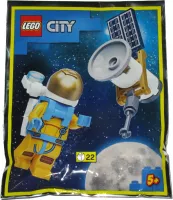 Set  LEGO City 952205 Sally Stardust's Satellite
