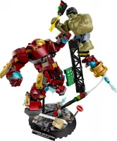 Set  Lego Marvel Super Heroes 76343 Le combat légendaire entre Hulkbuster et Hulk