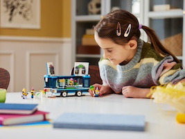 Set Lego Moi, moche et méchant 75581 Le disco-bus des Minions image 9